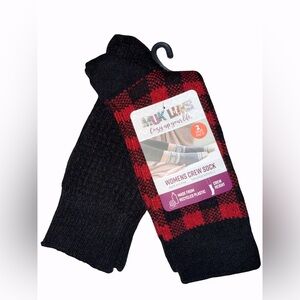 Muk Luks Women's Red and Black Checked Crew Socks/Solid Black 
2 Pair Pack
NEW
